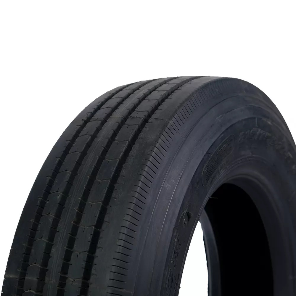 Грузовая шина 215/75 R17,5 Long March LM-216 16PR в Карабаше